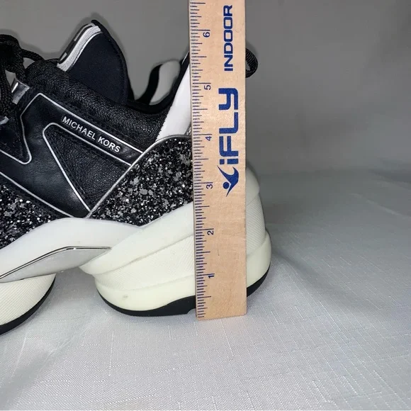 MICHAEL KORS Olympia Glitter Trainer Sneaker Women’s Black Silver 8.5M Lace Up - Picture 16 of 17